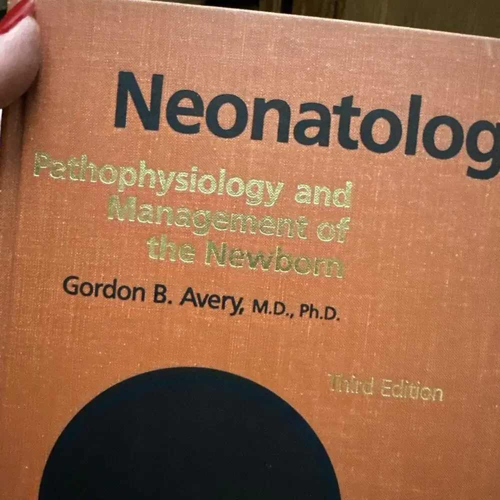 Averys Neonatology: Pathophysiology and Management of the Newborn‎ Third Edition